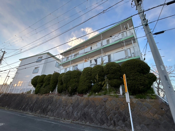 【グリーンハイツ上大岡】外観