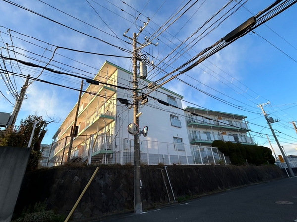 【グリーンハイツ上大岡】外観