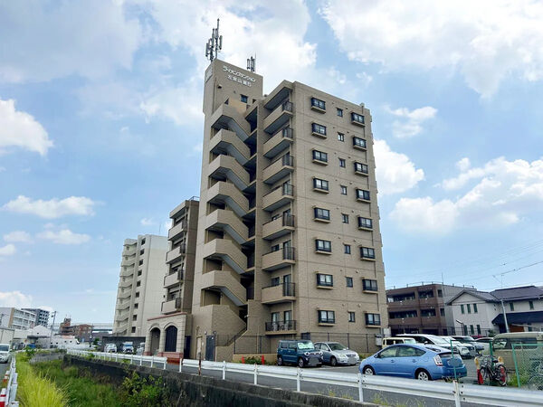 【ライオンズマンション左京山第5】外観 【ライオンズマンション左京山第5】外観