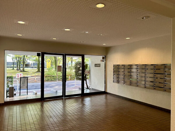 【コスモ町屋】エントランス2 【コスモ町屋】エントランス2