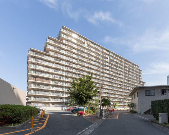 【ユニライフ北大阪】2号棟 【ユニライフ北大阪】2号棟
