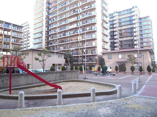 【ユニライフ北大阪】敷地内遊園 【ユニライフ北大阪】敷地内遊園