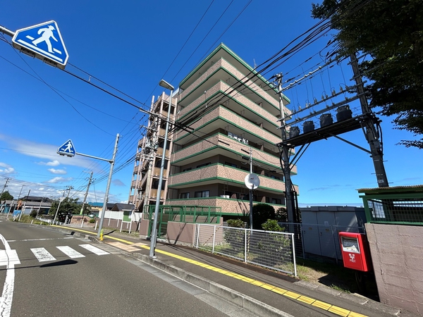 【エクレール多賀城中央ヒルズ】前面道路