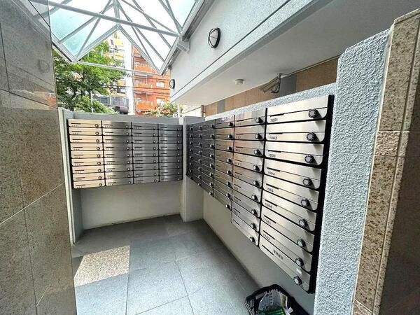 【サンライフ六本松】(メールボックス) 【サンライフ六本松】(メールボックス)