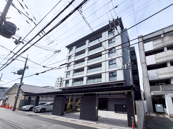 【イーグルコート伏見桃山フロント】外観