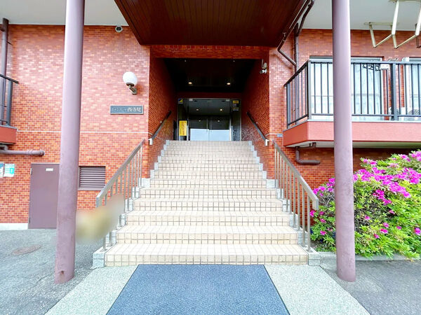 【シャンボール西寺尾】外観2