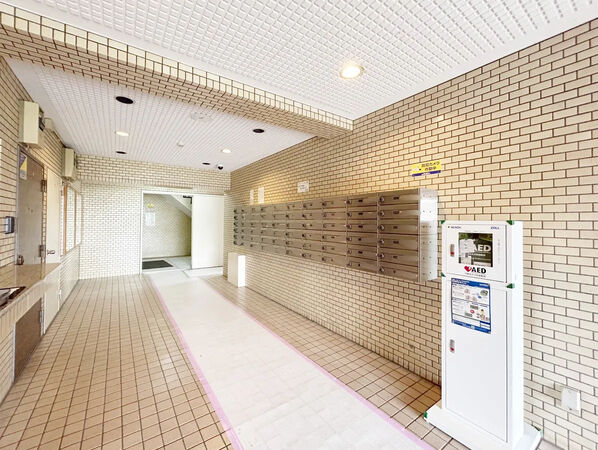 【シャンボール西寺尾】エントラン2