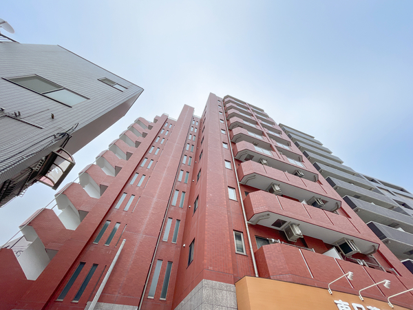 【FEETH日暮里】外観