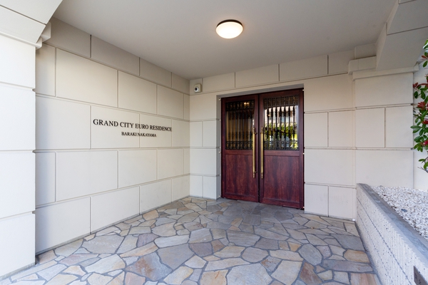 グランシティユーロレジデンス原木中山 2枚目 グランシティユーロレジデンス原木中山