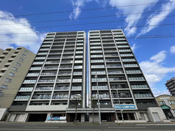 クリーンリバーフィネス学園前ミッドステージウエスト