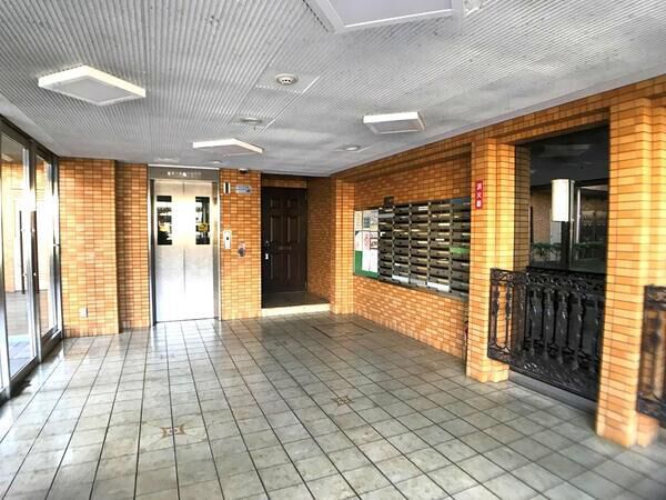 【ダイアパレス北六番丁】エントランス1