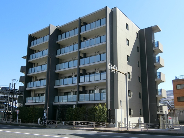 【プレディア横浜三ツ沢】外観