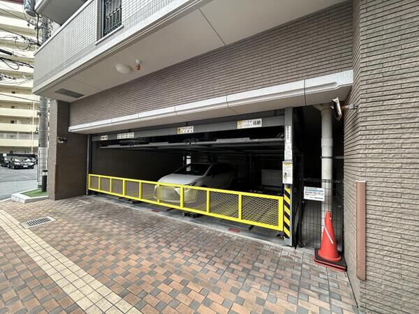 プレジール国泰寺