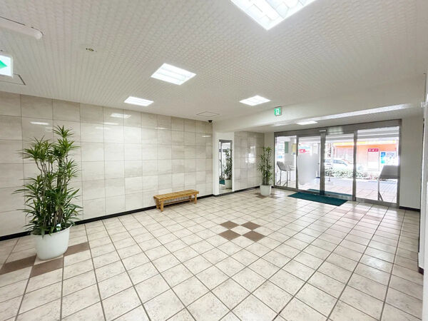 【飛鳥山スカイハイツ】エントランス 【飛鳥山スカイハイツ】エントランス