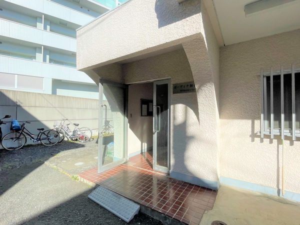 ガーディナ初台