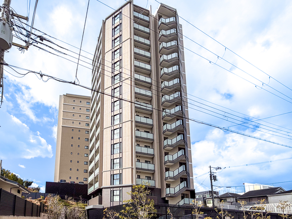 【グランレ・ジェイド高槻天神】外観 【グランレ・ジェイド高槻天神】外観