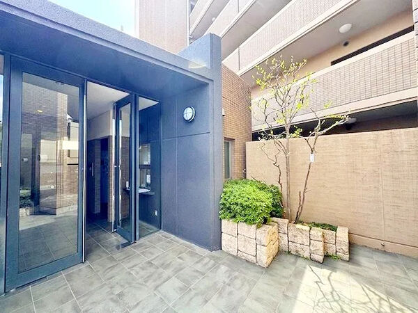 【セントラル箕面外院】エントランス 【セントラル箕面外院】エントランス