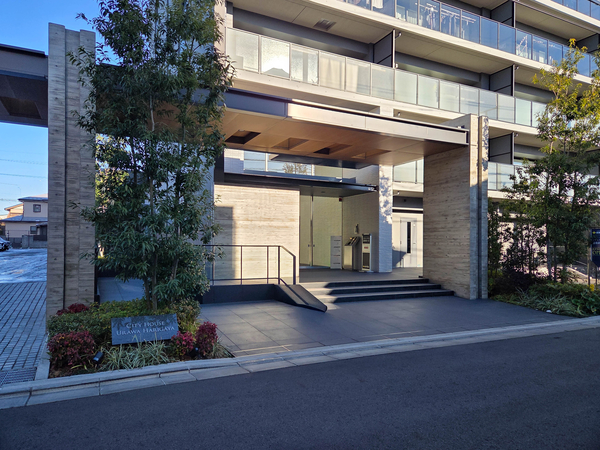 【シティハウス浦和針ヶ谷】エントランス