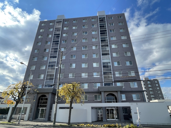 エクセルシオールプレタ学園前