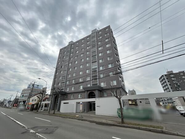 エクセルシオールプレタ学園前