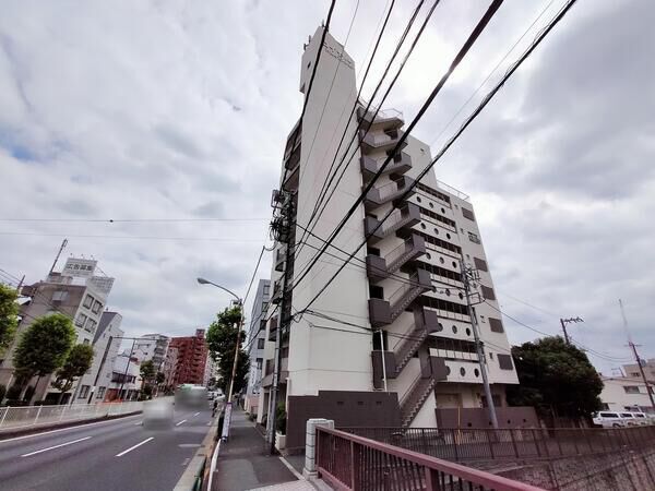 【ロイヤル方南町マンション】外観写真