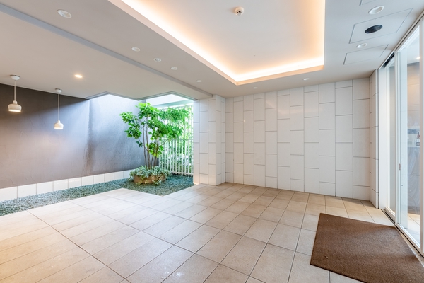 【ベルジュール武蔵野Ⅳ】エントランスホール