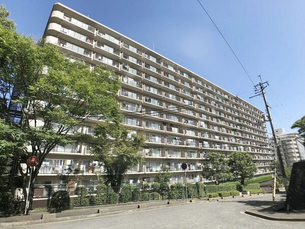【ジャルダン宝塚中山台弐番館】外観