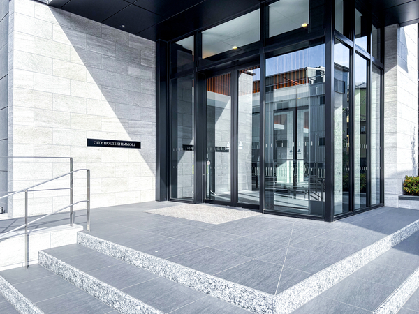 【シティハウス新森】エントランス