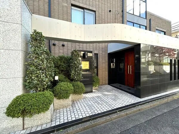 【IXION代々木大山】エントランス