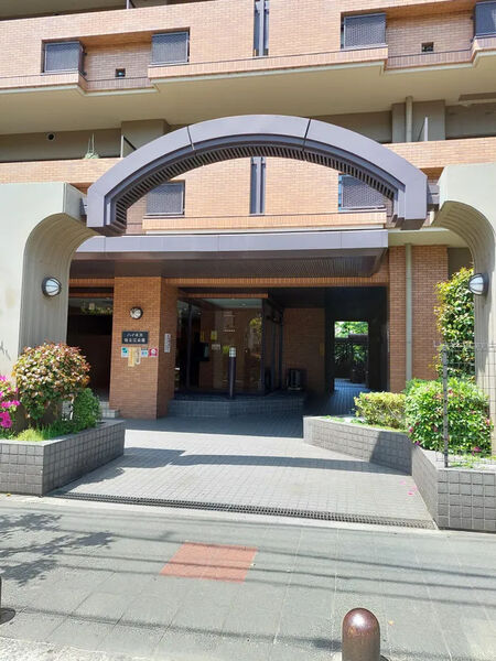 【ハイネス住之江公園】エントランス 【ハイネス住之江公園】エントランス