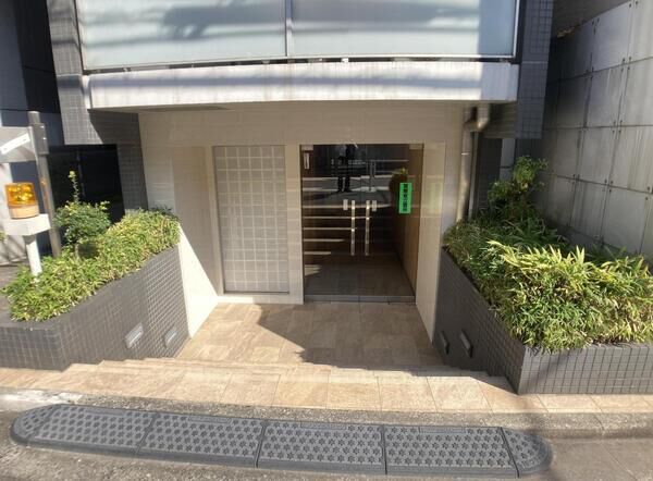 エクセルシオール初台