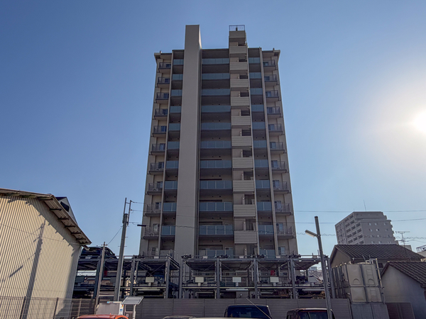 【ブランニード河内永和】外観