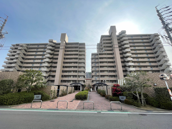 【アクシーズ一宮1番館】外観