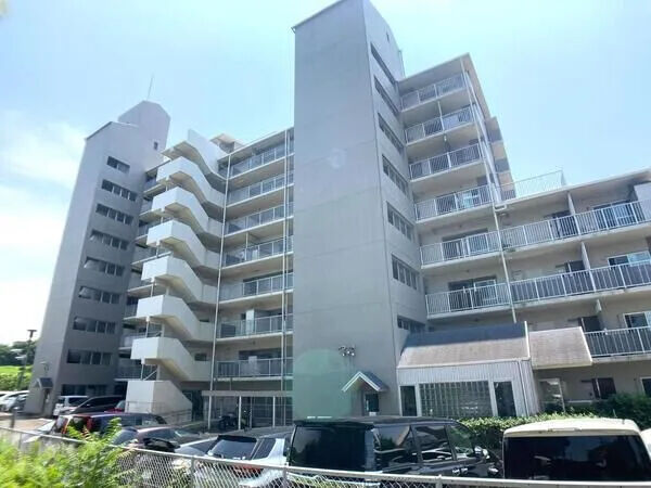 【ライフヒルズ笹根Ⅱ】外観