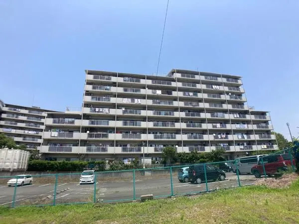 【ライフヒルズ笹根Ⅱ】外観