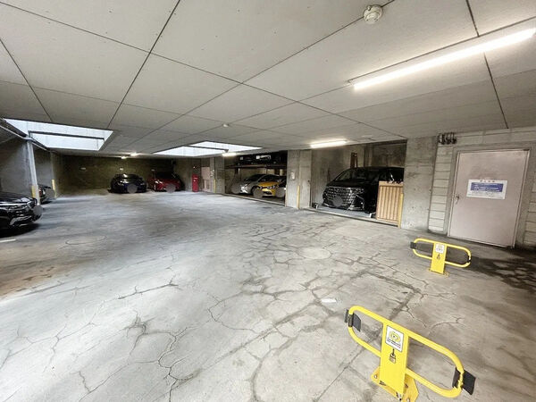 【グランドメゾン八事】駐車場 【グランドメゾン八事】駐車場