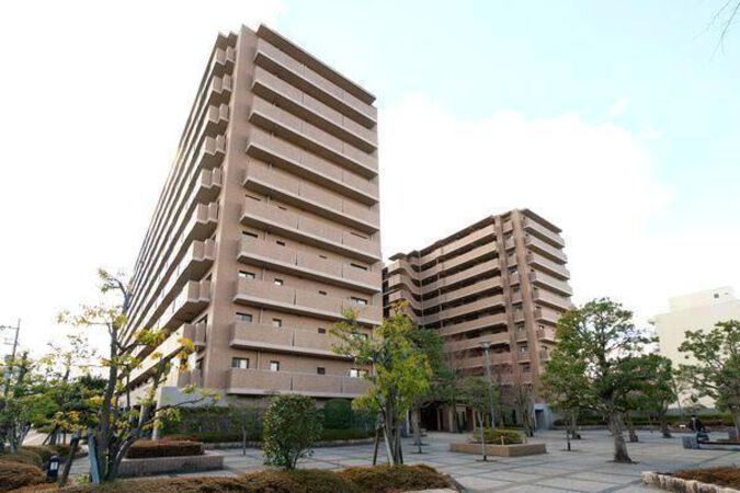 【ライオンズマンション四条大宮ガーデンシティ】外観２