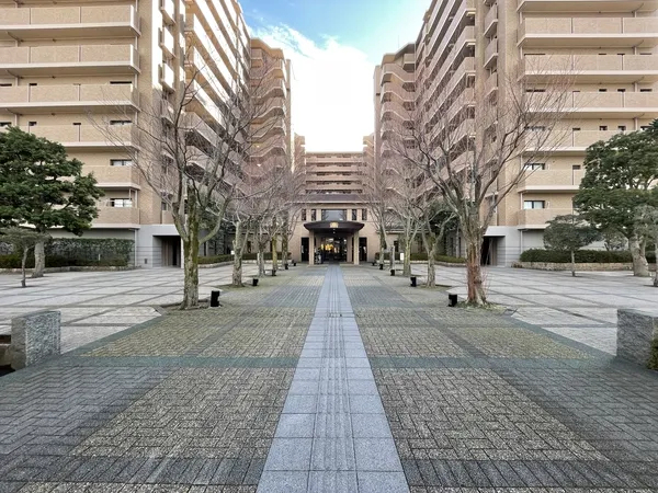 【ライオンズマンション四条大宮ガーデンシティ】外観４