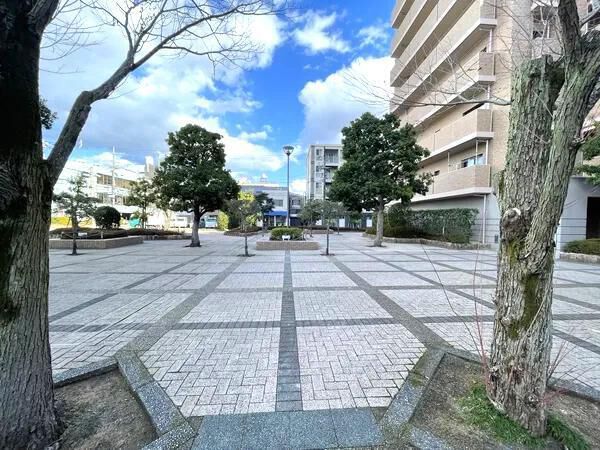 【ライオンズマンション四条大宮ガーデンシティ】外観３