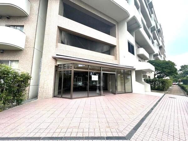 【ふよう香椎浜ハイツ】A2号棟　エントランス1