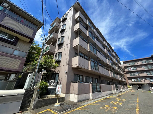 【サンマンションあやめ池】外観 【サンマンションあやめ池】外観