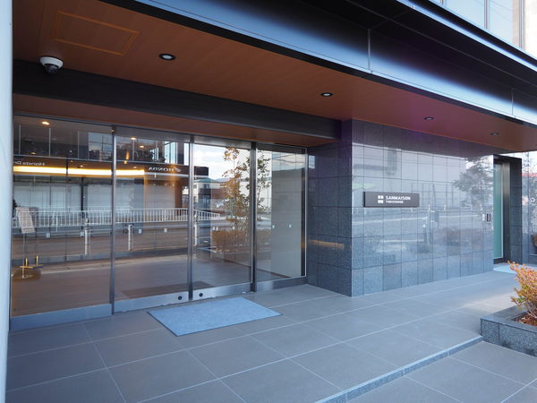 【サンメゾン徳重】エントランス 【サンメゾン徳重】エントランス