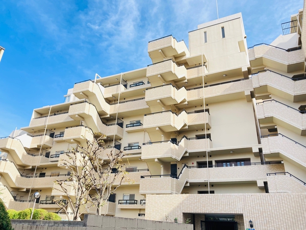 【ルミエール葛野大路】外観