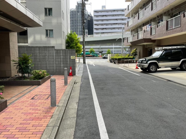 【クレッセントしながわ公園ビュータワー】前面道路