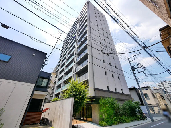 【クレヴィア赤羽レジデンス】外観