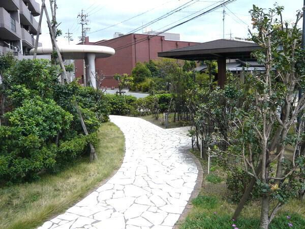 【サンハウス尾張横須賀】エントランスアプローチ