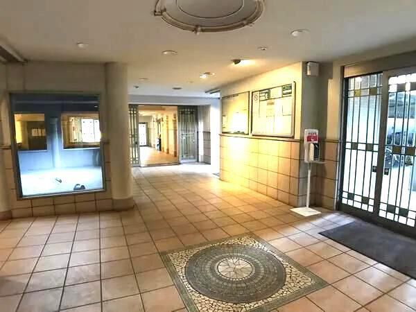 【サンハウス尾張横須賀】エントランス