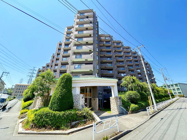 【ドラゴンマンション多摩学園都市伍番館】外観