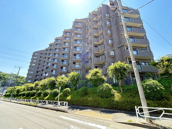 【ドラゴンマンション多摩学園都市伍番館】外観