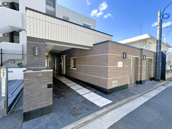 【パークホームズ不動院前】アプローチ
